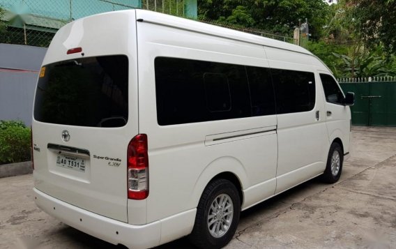 2017 Toyota Hiace for sale in Quezon City-3