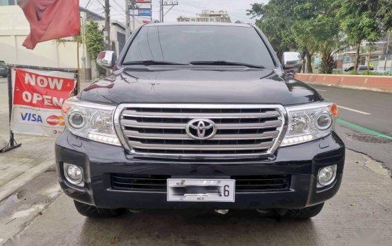 Toyota Land Cruiser 2014 for sale in Quezon City-4