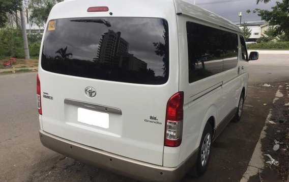 2016 Toyota Hiace for sale in Mandaue -3