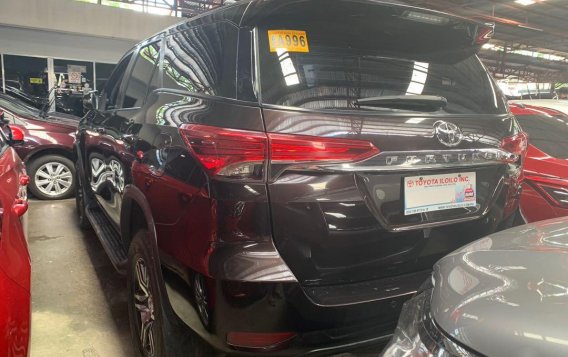 Brown Toyota Fortuner 2018 for sale in Quezon City-2