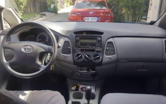 2012 Toyota Innova for sale in Cavite-5