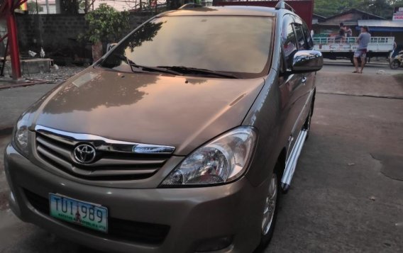 2011 Toyota Innova for sale in Caloocan -3