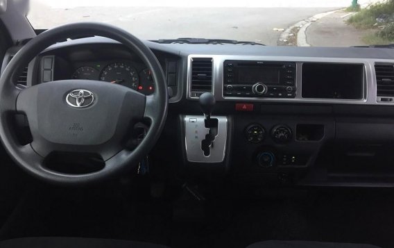 2016 Toyota Hiace for sale in Mandaue -4