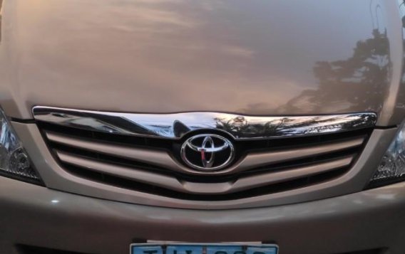 2011 Toyota Innova for sale in Caloocan 