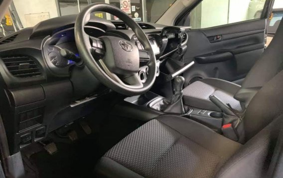 Toyota Hilux 2018 for sale in Quezon City -2