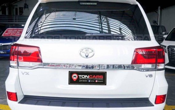 Toyota Land Cruiser 2018 for sale in Manila-9