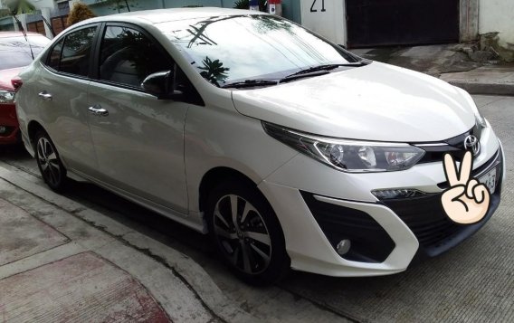 Selling Pearlwhite Toyota Vios 2019 in Quezon City