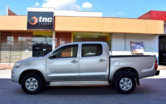 2014 Toyota Hilux for sale in Lemery-1