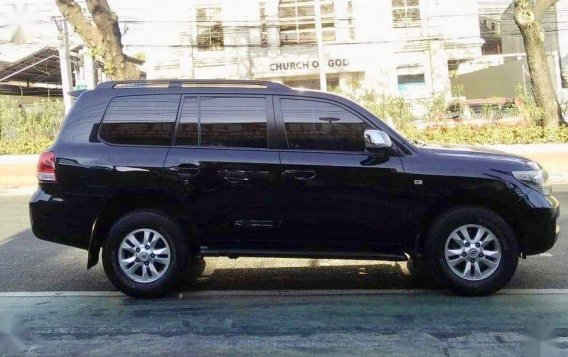 2011 Toyota Land Cruiser for sale in Quezon City-1