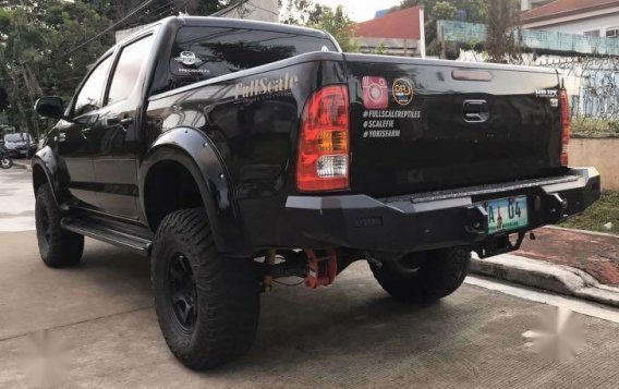2011 Toyota Hilux for sale in Quezon City -1