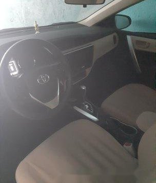 Selling Silver Toyota Corolla Altis 2018 Automatic Gasoline -2