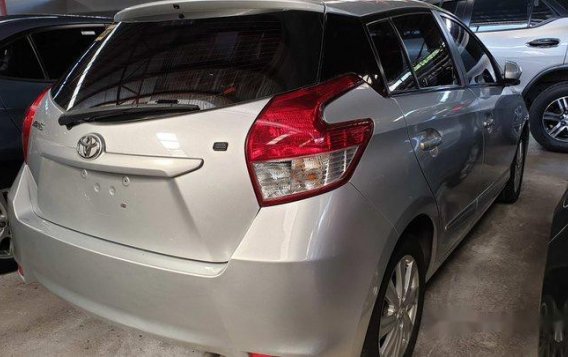 Silver Toyota Yaris 2016 for sale in Quezon City -2