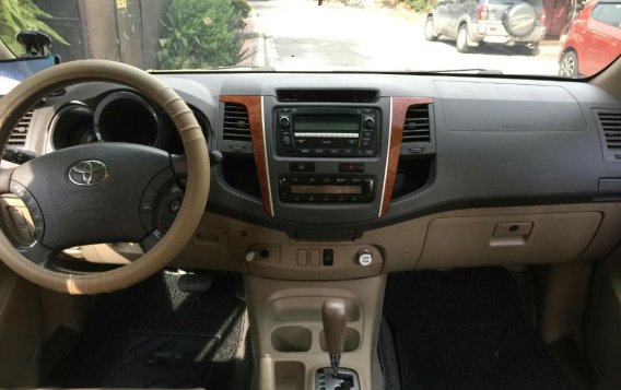 2009 Toyota Fortuner for sale in Quezon City -2