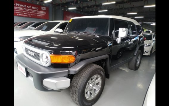 Selling Toyota Fj Cruiser 2019 Automatic Gasoline -1