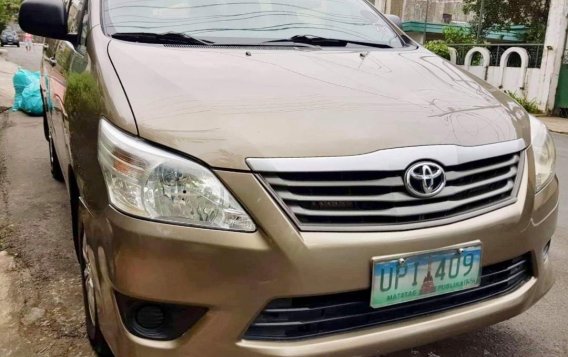 2013 Toyota Innova for sale in Quezon City-2