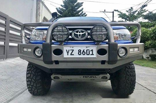 Sell Blue 2016 Toyota Hilux Automatic Diesel at 12000 km -7