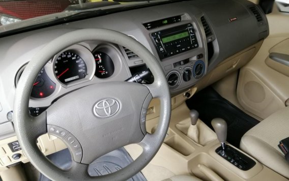 2011 Toyota Hilux for sale in Lapu-Lapu-6