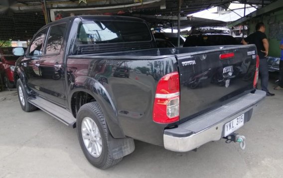 2011 Toyota Hilux for sale in Lapu-Lapu-3