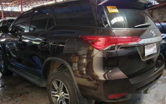 Selling Brown Toyota Fortuner 2018 Manual Diesel  -4