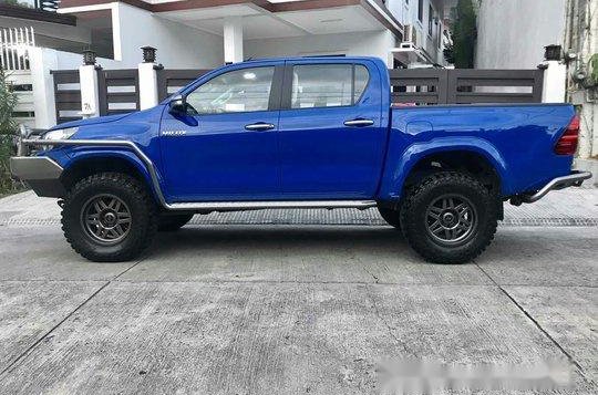 Sell Blue 2016 Toyota Hilux Automatic Diesel at 12000 km -4