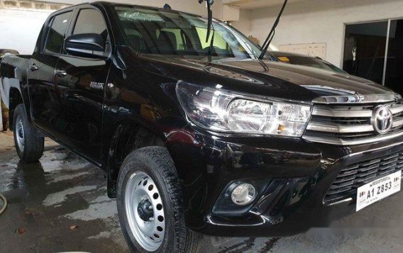 Sell Black 2018 Toyota Hilux at 2900 km 