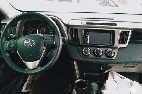 Sell White 2014 Toyota Rav4 in Makati-3
