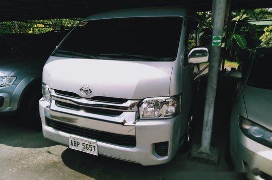 Silver Toyota Hiace 2016 Automatic Diesel for sale-2