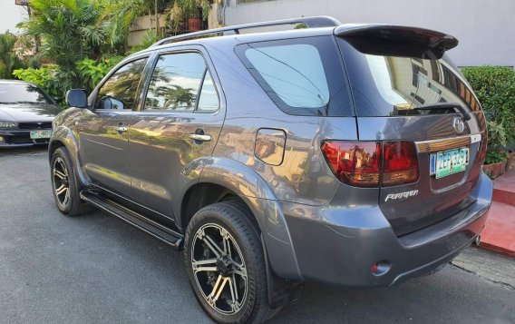 2006 Toyota Fortuner for sale in Quezon City-2