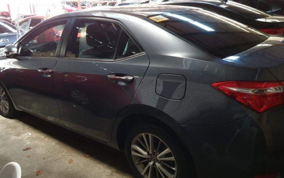 Selling Grey Toyota Corolla Altis 2017 in Quezon City -1