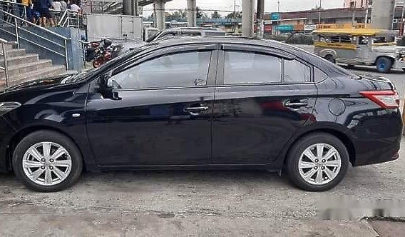 Selling Black Toyota Vios 2015 at 175 km-1