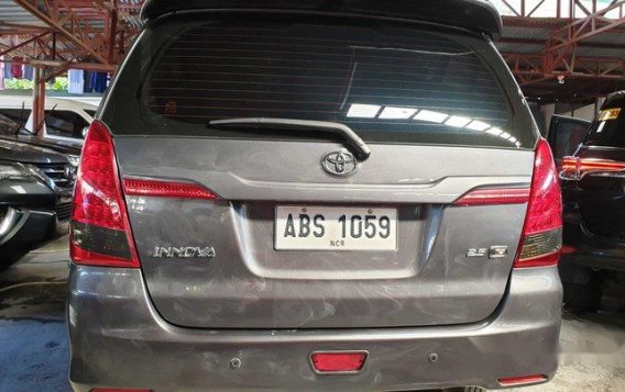 Grey Toyota Innova 2015 for sale in Quezon City-3