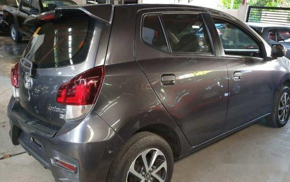 Grey Toyota Wigo 2018 Automatic Gasoline for sale -3