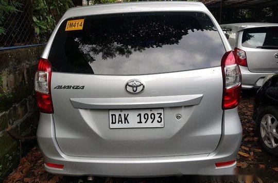 Selling Silver Toyota Avanza 2019 in Quezon City-3