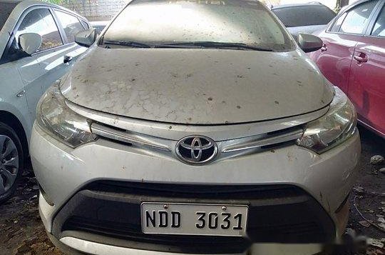 Selling Silver Toyota Vios 2016 Manual Gasoline at 33000 km