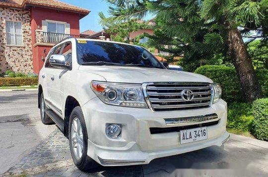 White Toyota Land Cruiser 2015 Automatic Diesel for sale 
