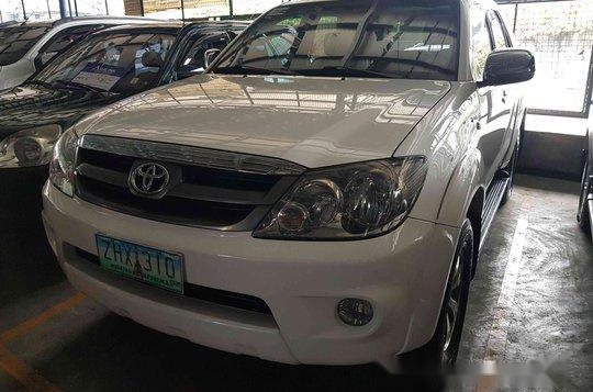 White Toyota Fortuner 2007 for sale in Marikina