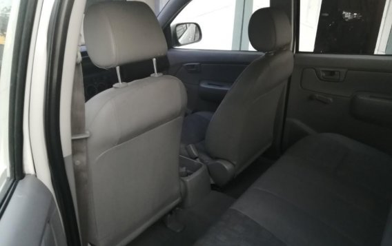 2008 Toyota Hilux for sale in Quezon City-7