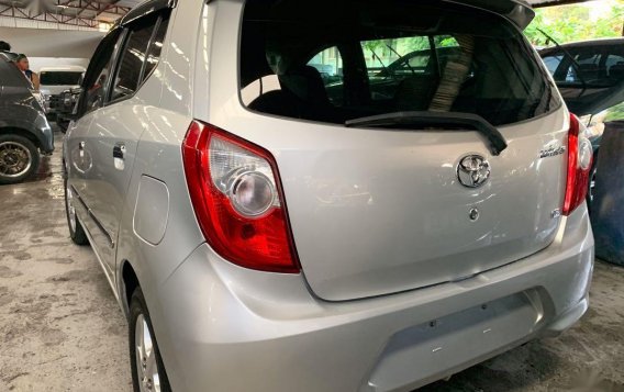 Selling Silver Toyota Wigo 2016 in Quezon City -3
