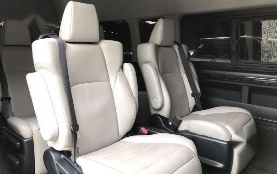 2018 Toyota Hiace for sale in Mandaue -4
