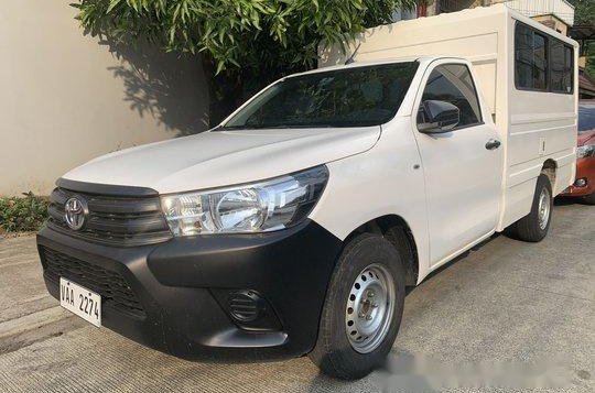 White Toyota Hilux 2017 for sale in Quezon City-2