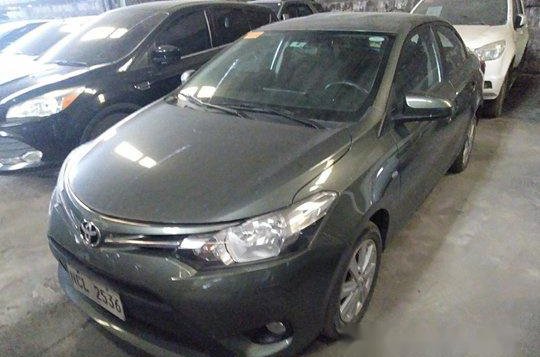 Selling Grey Toyota Vios 2018 at 36000 km-2