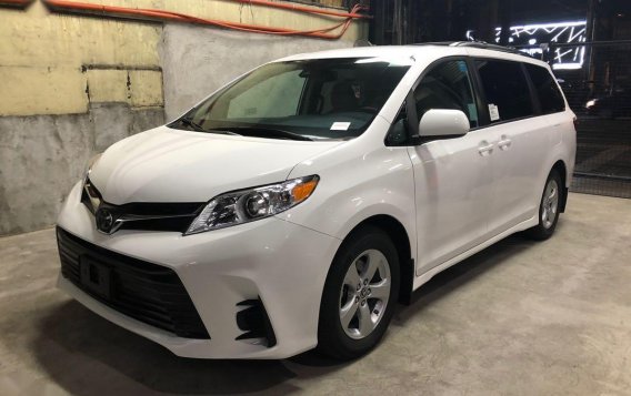 2020 Toyota Sienna for sale in Quezon City