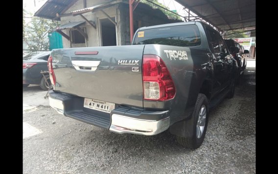 Selling Toyota Hilux 2018 Truck at 9250 km -2