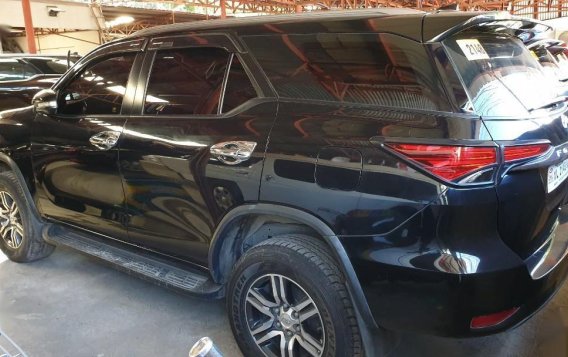 Sell Black 2017 Toyota Fortuner in Quezon City -3