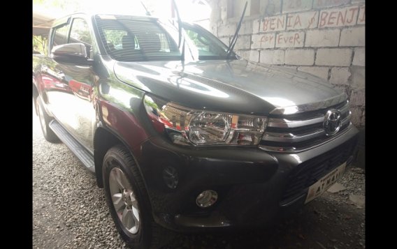 Selling Toyota Hilux 2018 Truck at 9250 km 