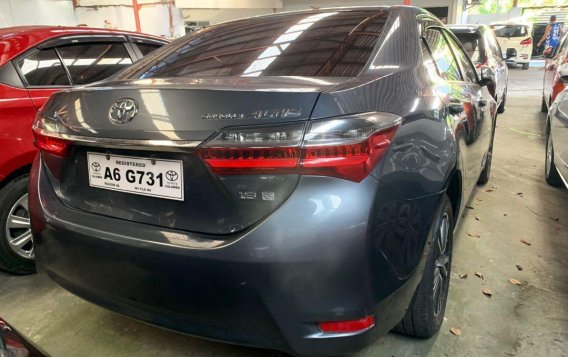 Gray Toyota Corolla Altis 2018 for sale in Quezon City-2