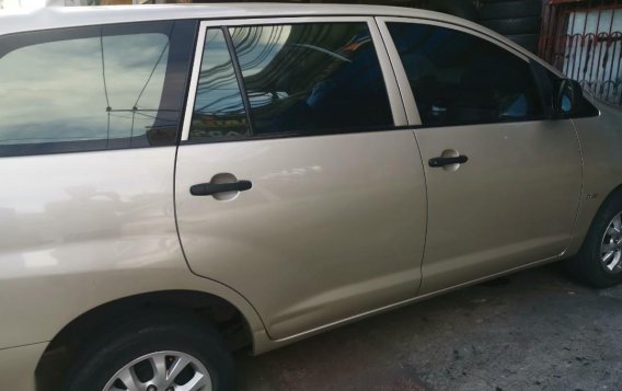 2012 Toyota Innova for sale in Quezon City-1