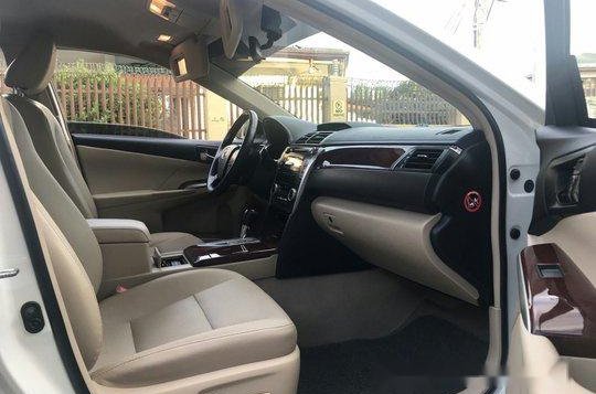 Selling White Toyota Camry 2015 in Parañaque-4