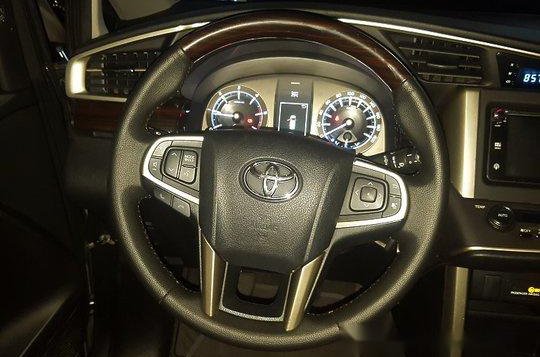 Selling Toyota Innova 2017 Manual Gasoline in Pasig-10