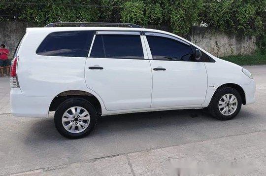 Sell White 2012 Toyota Innova Manual Diesel -5